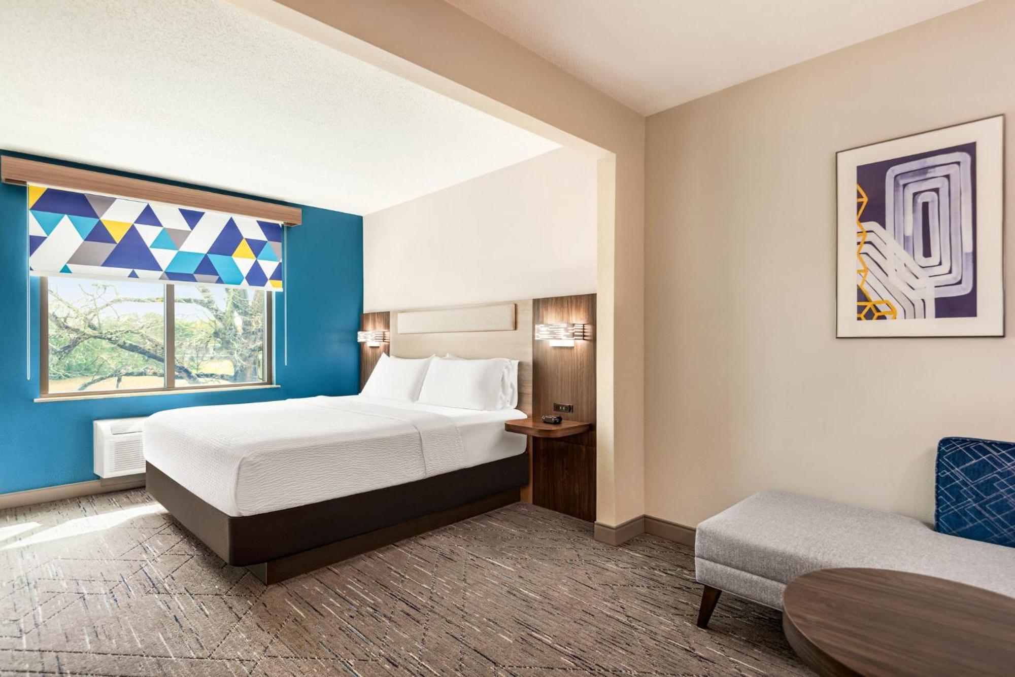 Holiday Inn Express & Suites Mobile West I-10 By Ihg Тилманс-Корнер Экстерьер фото