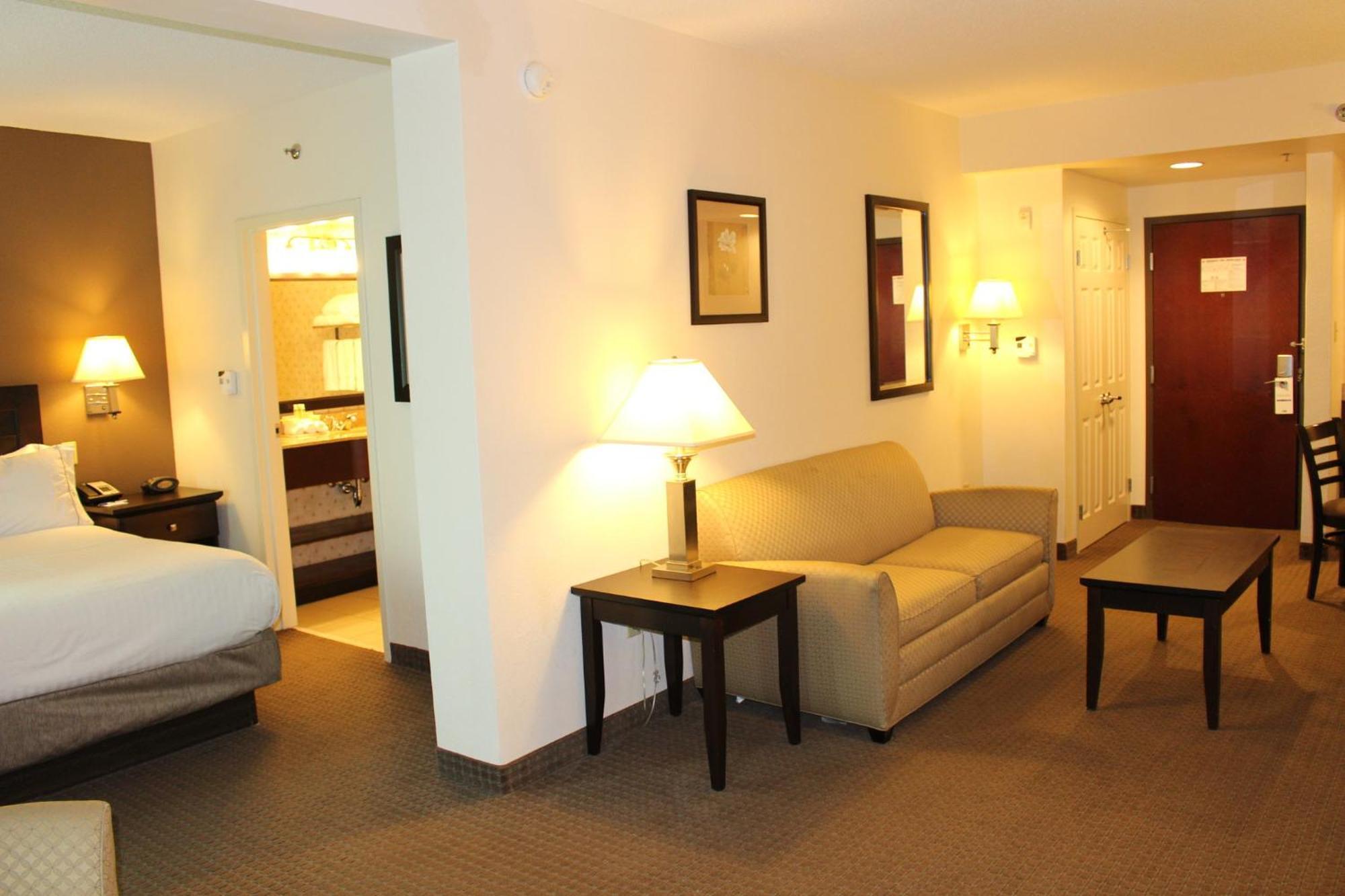 Holiday Inn Express & Suites Mobile West I-10 By Ihg Тилманс-Корнер Экстерьер фото